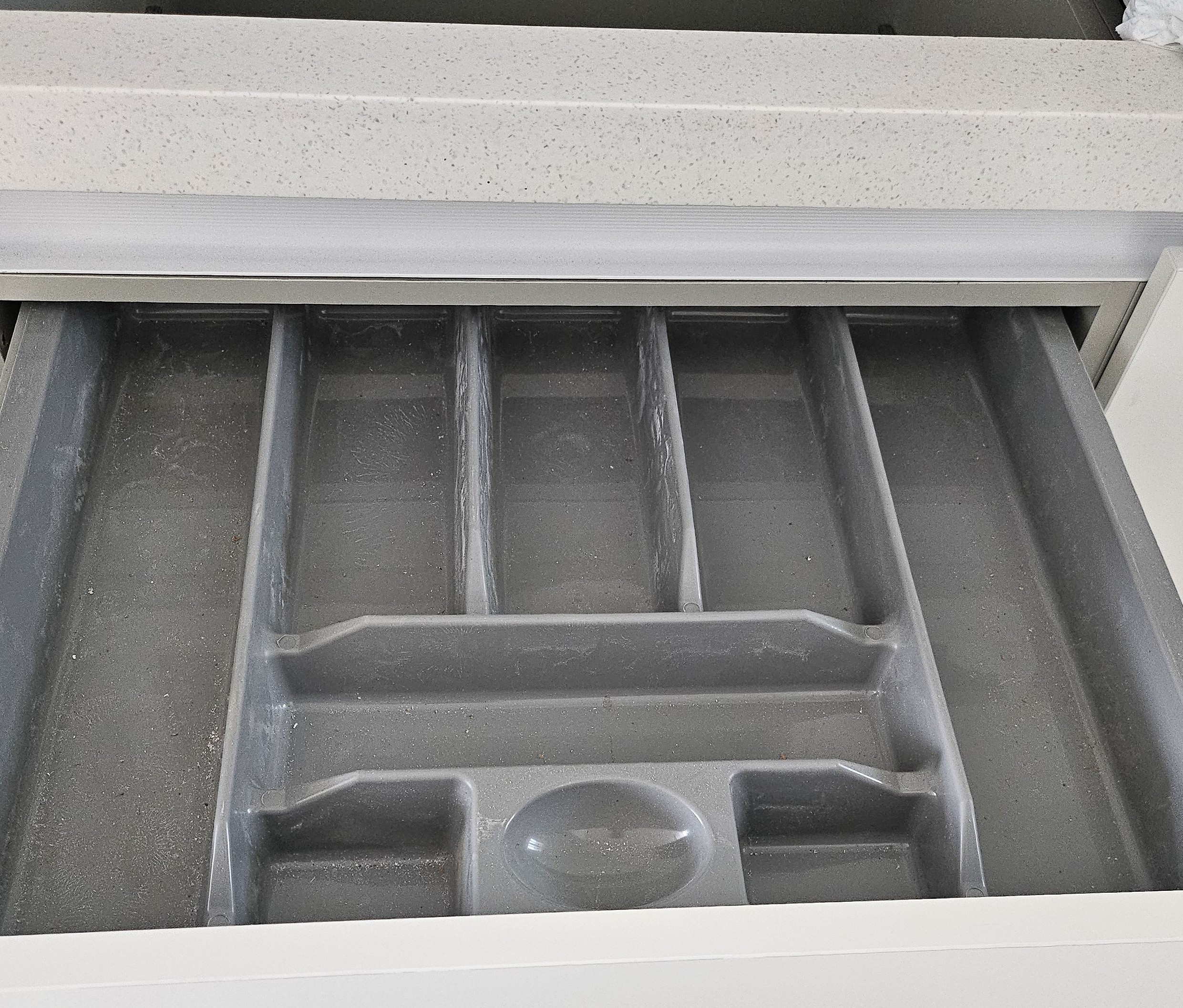 /user/l/lgtotalsash/editor/2510/23c14b120d706170f2239a66e82622a9_1761715073_1606.jpg 이미지크게보기